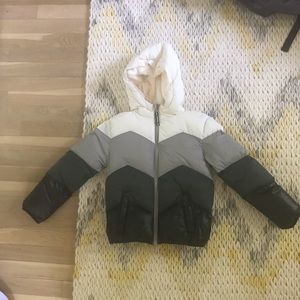 Kids cat & jack coat in black gray white chevron